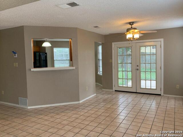 Image 2 of 16 For 718 Meadow Top