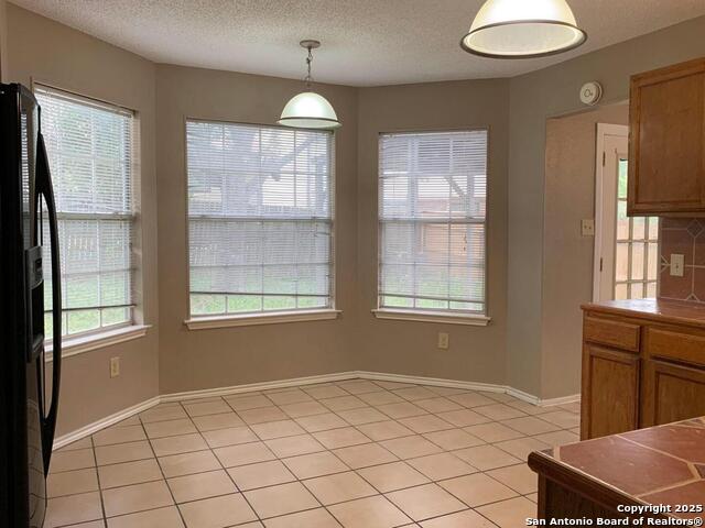 Image 8 of 16 For 718 Meadow Top