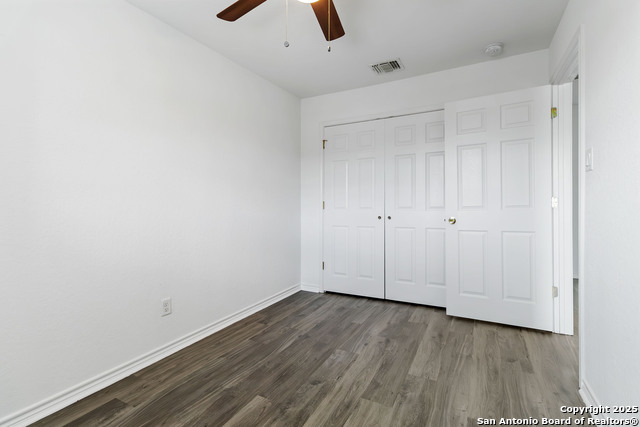 Image 17 of 22 For 6942 Crestway Rd