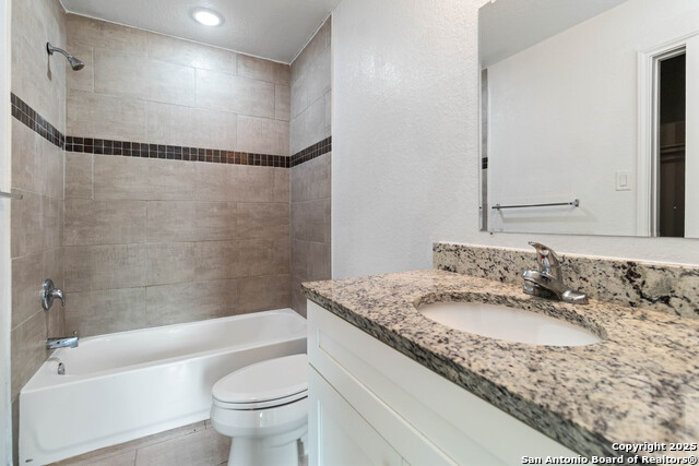 Image 21 of 22 For 6942 Crestway Rd