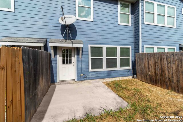 Image 22 of 22 For 6942 Crestway Rd