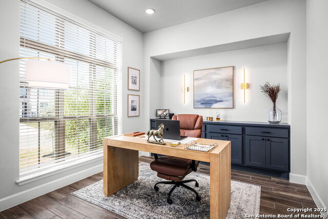 Image 7 of 34 For 358 Bridle Trail