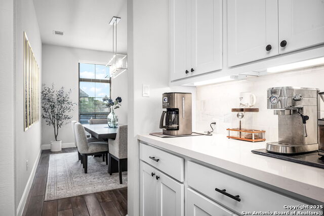 Image 9 of 34 For 358 Bridle Trail