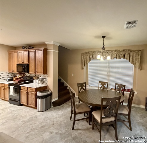 Image 10 of 34 For 117 Brookbend