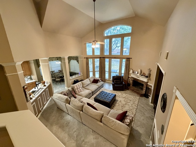 Image 20 of 34 For 117 Brookbend