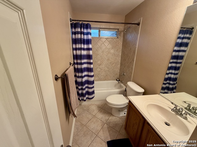 Image 23 of 34 For 117 Brookbend