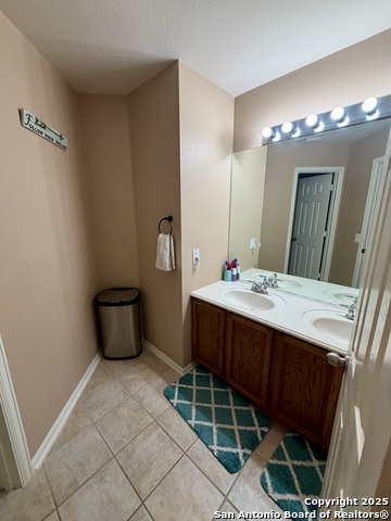 Image 29 of 34 For 117 Brookbend