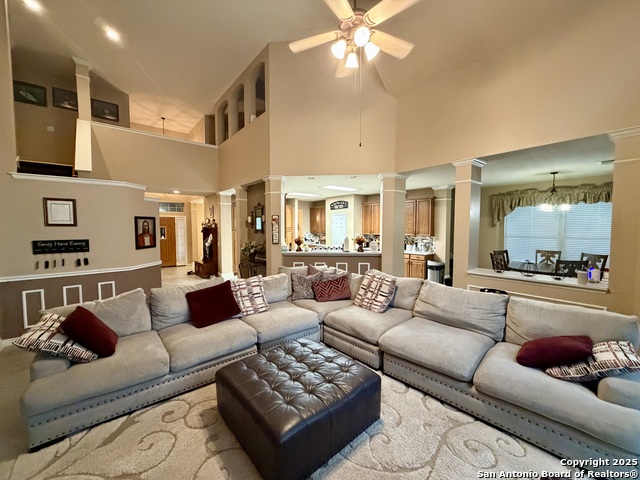 Image 9 of 34 For 117 Brookbend