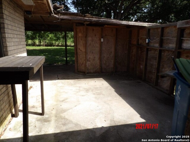 Image 19 of 24 For 507 Clare W