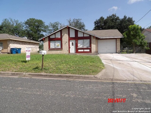 Image 23 of 24 For 507 Clare W