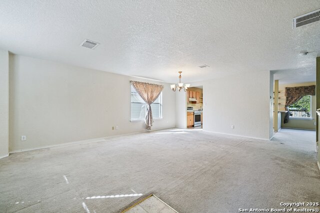 Image 13 of 33 For 11346 Victory Cavern