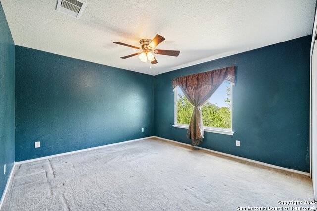 Image 25 of 33 For 11346 Victory Cavern