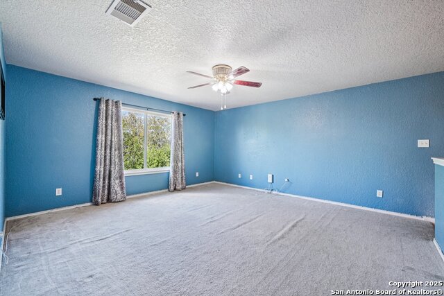 Image 30 of 33 For 11346 Victory Cavern