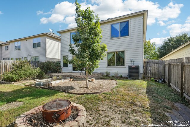 Image 33 of 33 For 11346 Victory Cavern