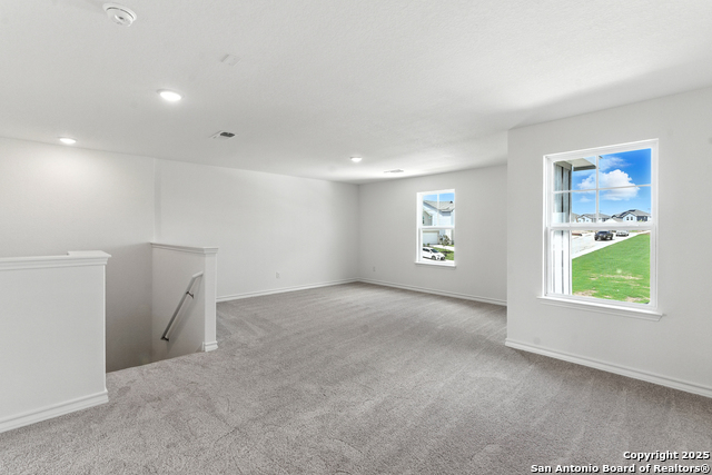 Image 21 of 27 For 121 Country Elm Lane