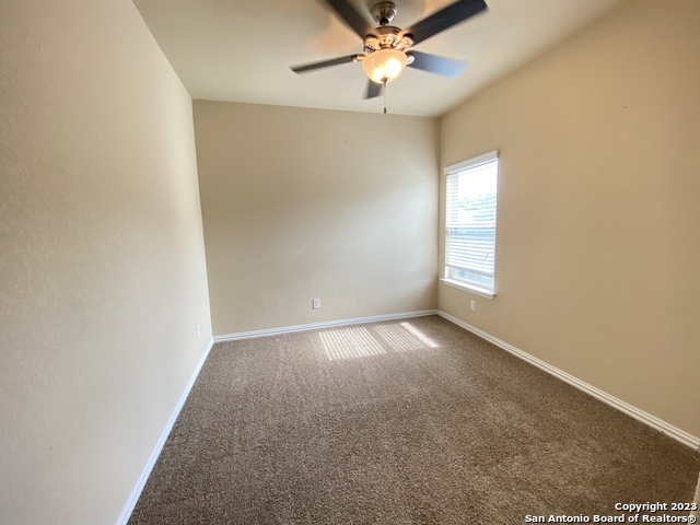 Listing photo id 8 for 9703 Marbach Cyn