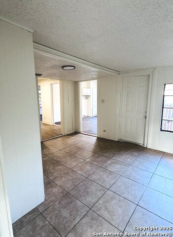 Image 5 of 8 For 1634 Woodlawn W 1