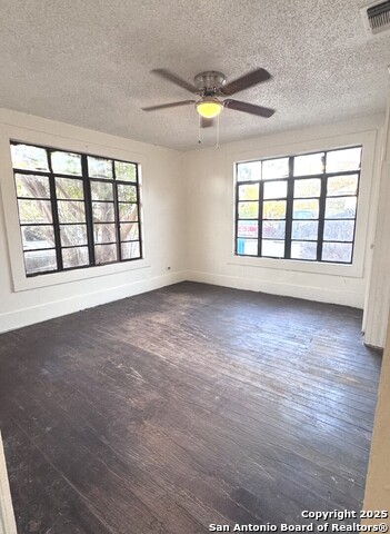 Image 8 of 8 For 1634 Woodlawn W 1