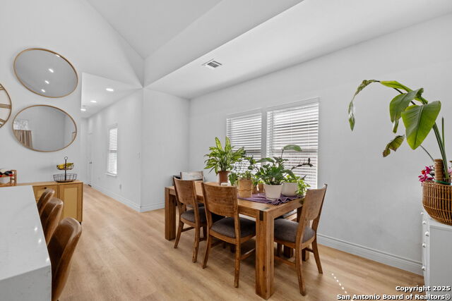 Image 12 of 31 For 926 Joyce Marlene Dr.