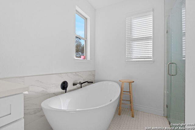 Image 17 of 31 For 926 Joyce Marlene Dr.