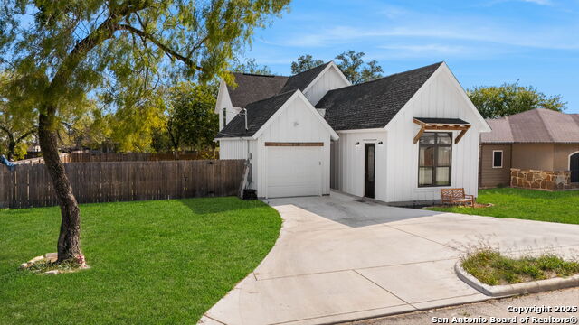 Image 23 of 31 For 926 Joyce Marlene Dr.