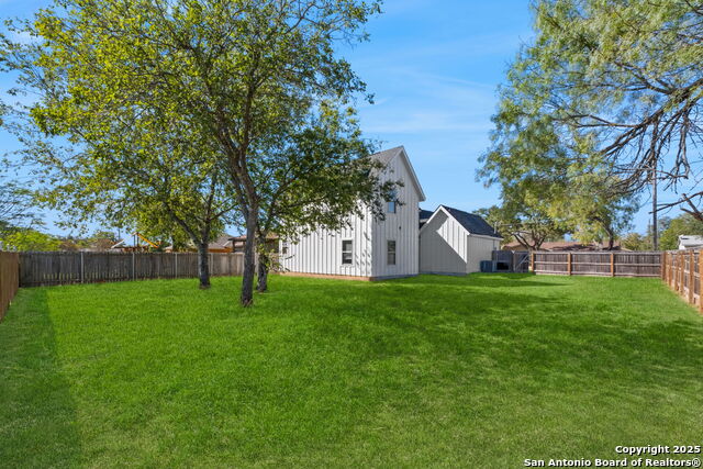 Image 28 of 31 For 926 Joyce Marlene Dr.