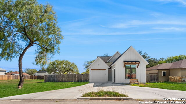 Image 31 of 31 For 926 Joyce Marlene Dr.