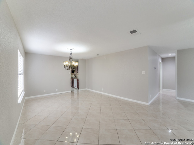 Image 8 of 25 For 9634 Alisa Brooke