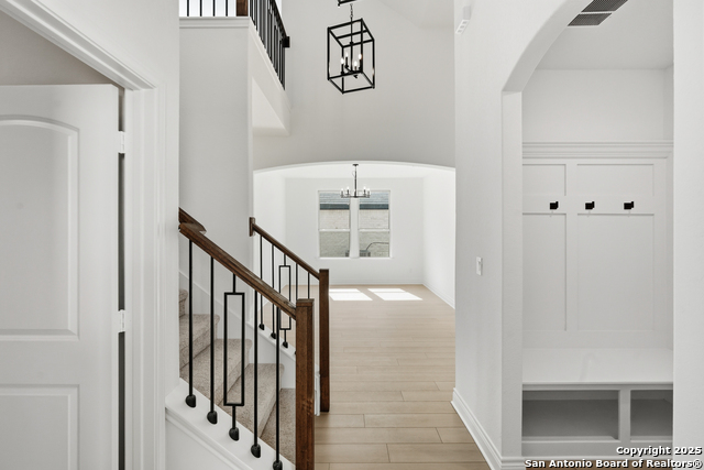 Image 13 of 39 For 527 Athabaska Trail