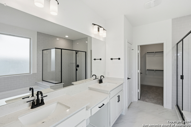 Image 30 of 39 For 527 Athabaska Trail