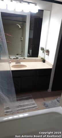 Image 15 of 18 For 15046 Digger