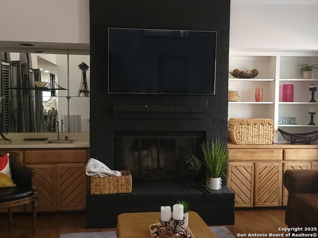 Image 3 of 18 For 15046 Digger