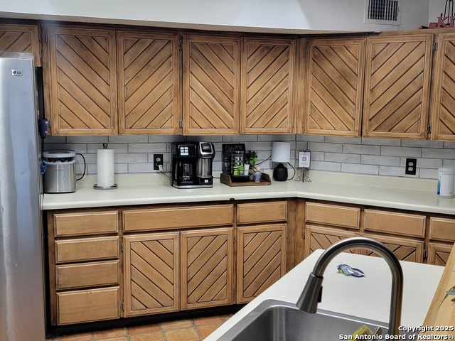 Image 6 of 18 For 15046 Digger