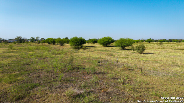 Listing photo id 20 for 2525 Fm 2623