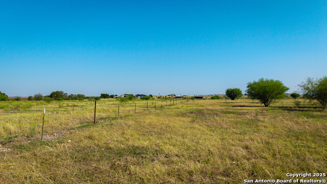 Listing photo id 21 for 2525 Fm 2623