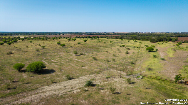 Listing photo id 39 for 2525 Fm 2623