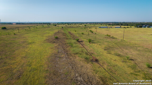 Listing photo id 41 for 2525 Fm 2623