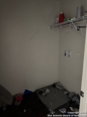 Image 18 of 28 For 11778 Alcoser