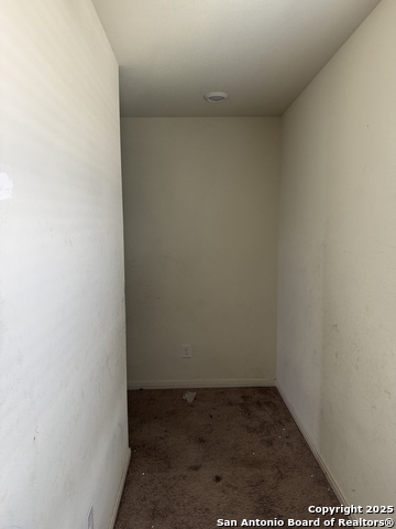 Image 19 of 28 For 11778 Alcoser