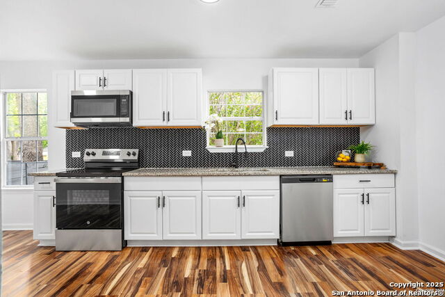 Image 12 of 23 For 2927 New Braunfels