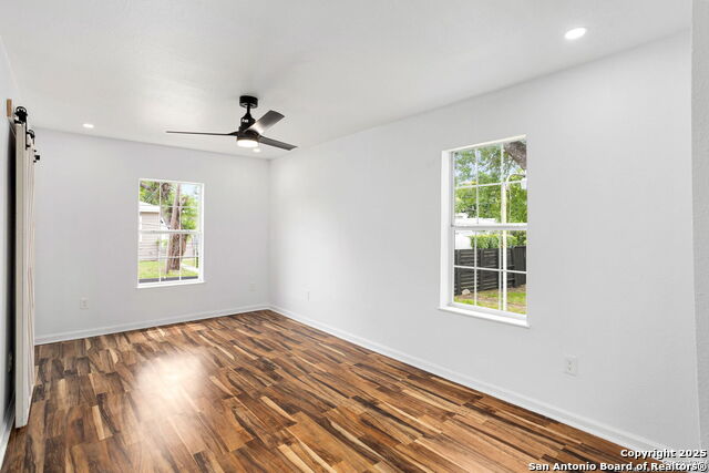 Image 13 of 23 For 2927 New Braunfels