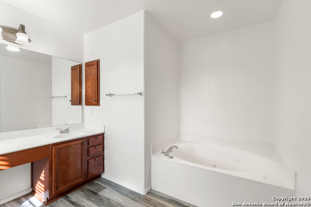 Image 13 of 17 For 11101 Baywave