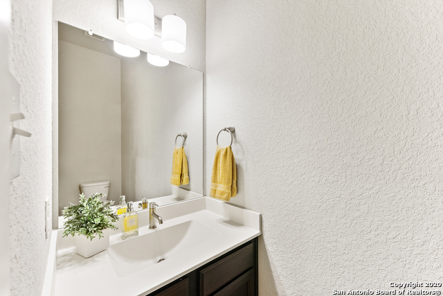 Image 18 of 25 For 7106 Faith Way  102