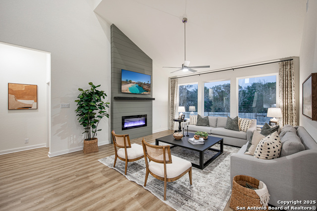 Image 10 of 36 For 326 Glenwood Ranch