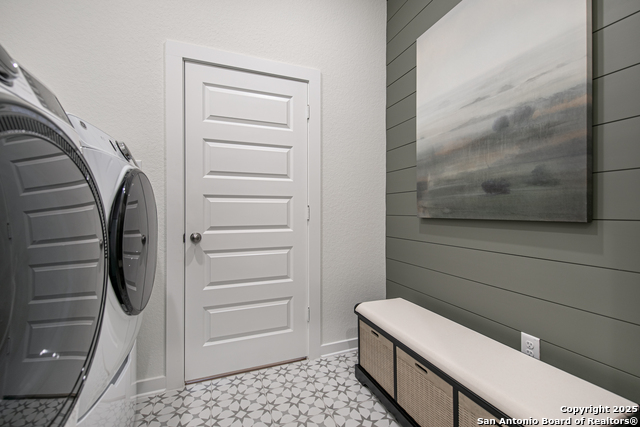 Image 23 of 36 For 326 Glenwood Ranch