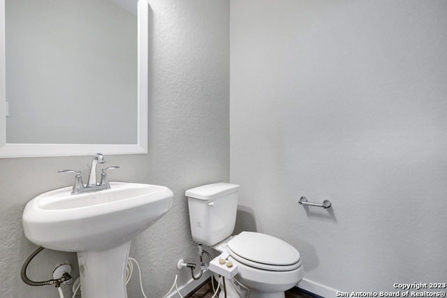 Image 17 of 30 For 7910 Needle