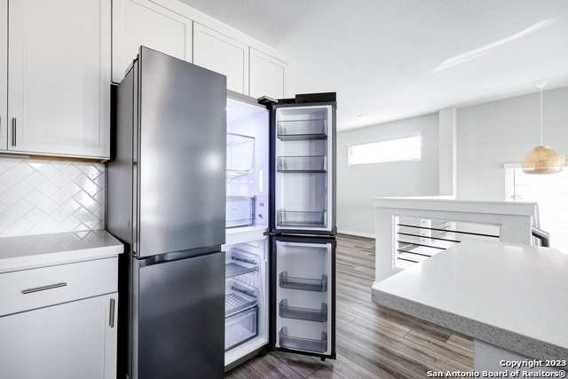 Image 9 of 30 For 7910 Needle