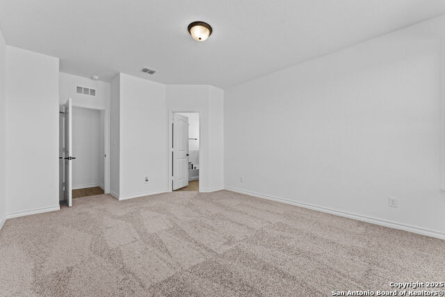 Image 21 of 26 For 4007 Paddock Trl