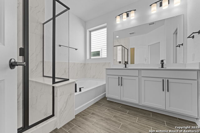 Image 22 of 26 For 4007 Paddock Trl