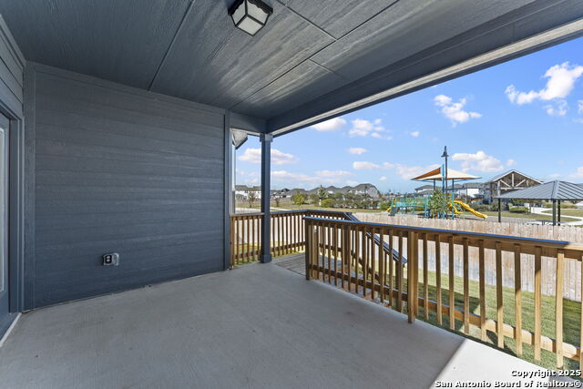 Image 24 of 26 For 4007 Paddock Trl